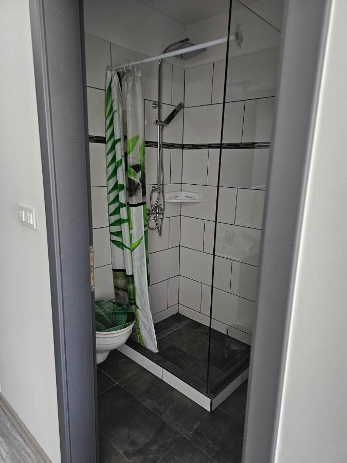 Orchidea3 Lägenhet Finkenstein am Faaker See Exteriör bild